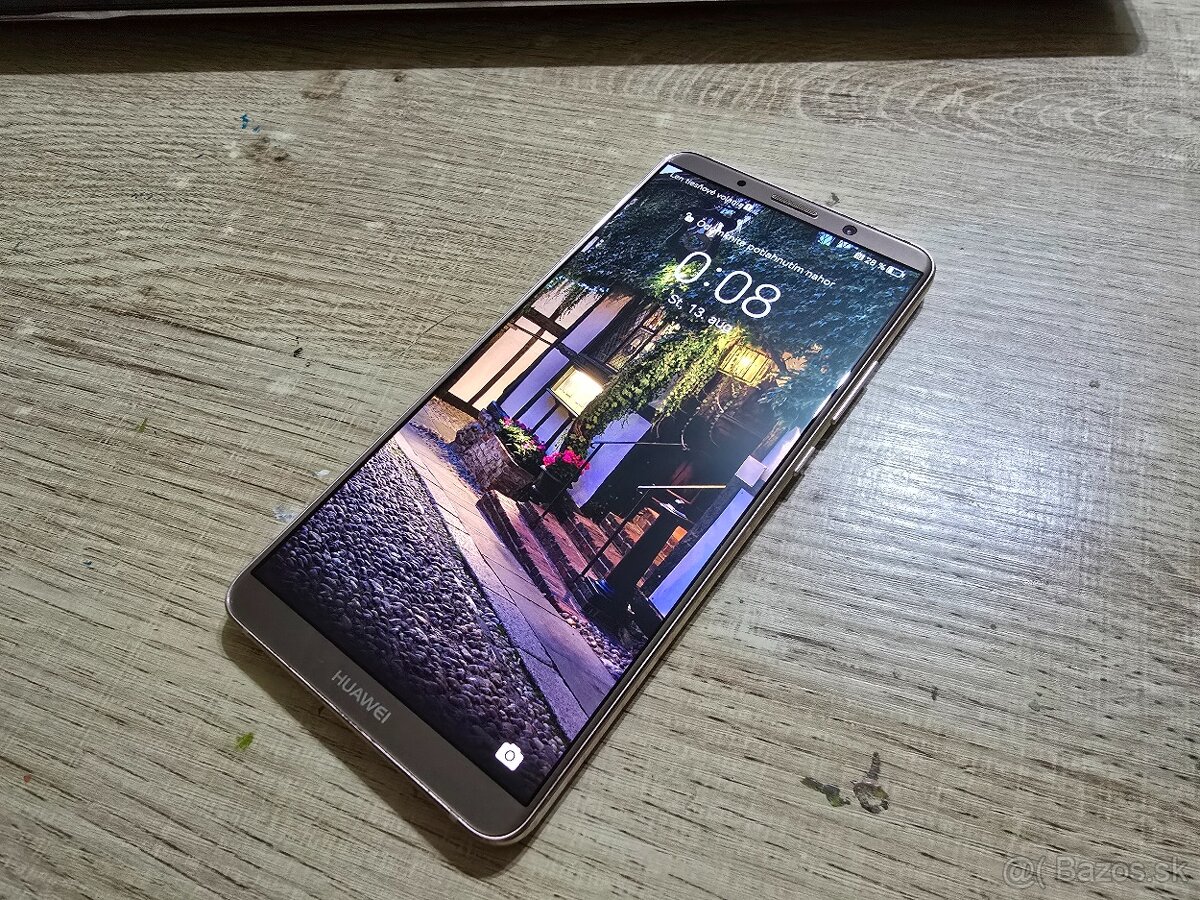 Huawei Mate 10 pro 128gb v super stave s krasnym super amole