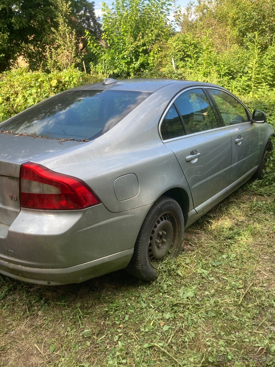 Volvo S80 XC60 3.2B. 2.4D5