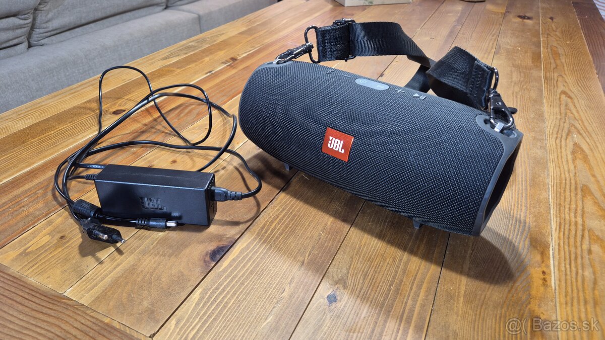 JBL Xtreme