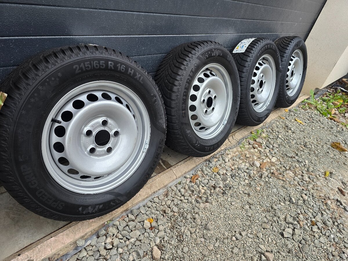 Nová Zimná Sada Vw T5,T6 215/65 R16 Semperit