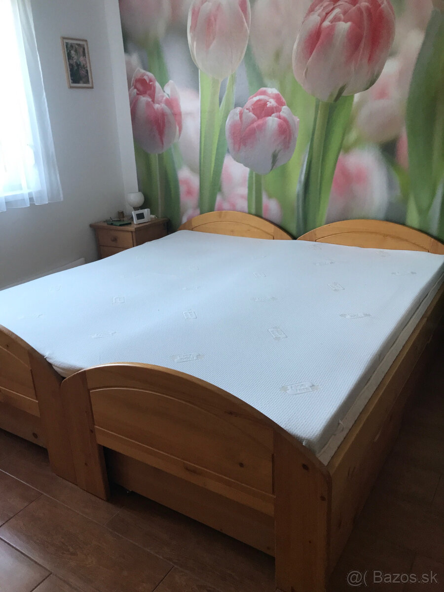 Manželská postel s pamäťovým matracom plu 1 grátis
