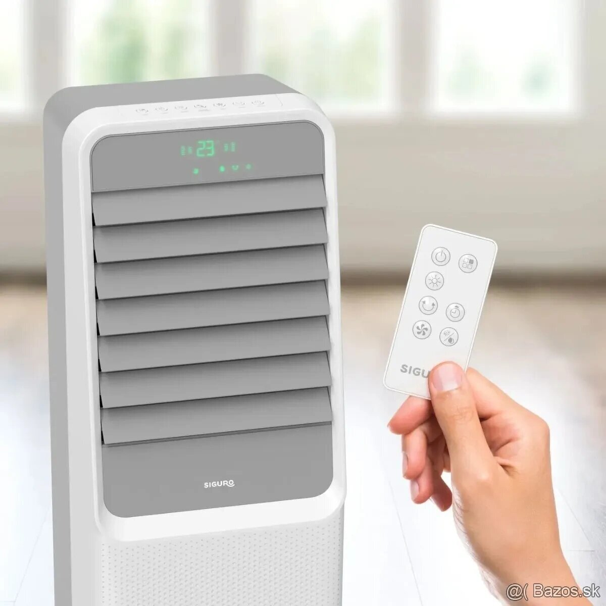 Výškovo nastaviteľný kancelársky stôl