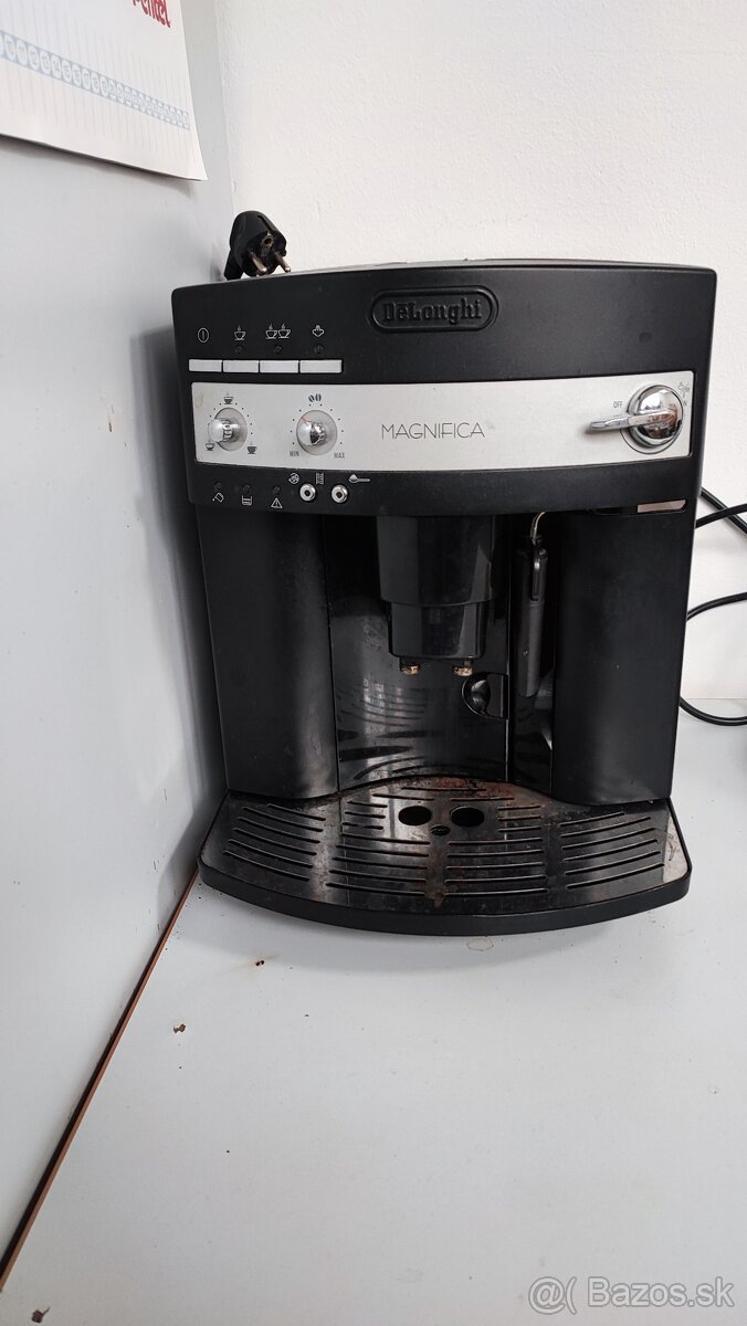 Predám kávovar delonghi