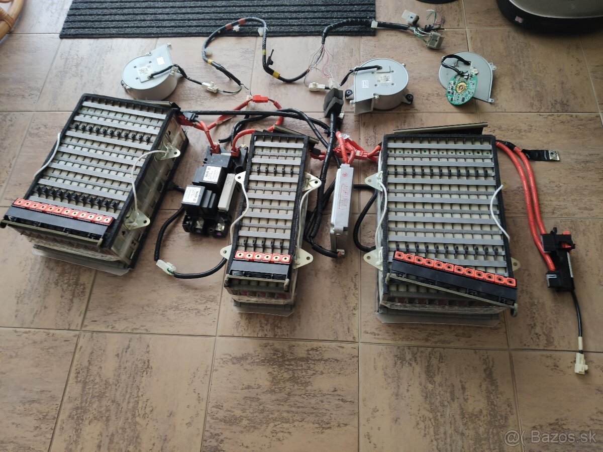 Predám batérie do Lexusu RX400h