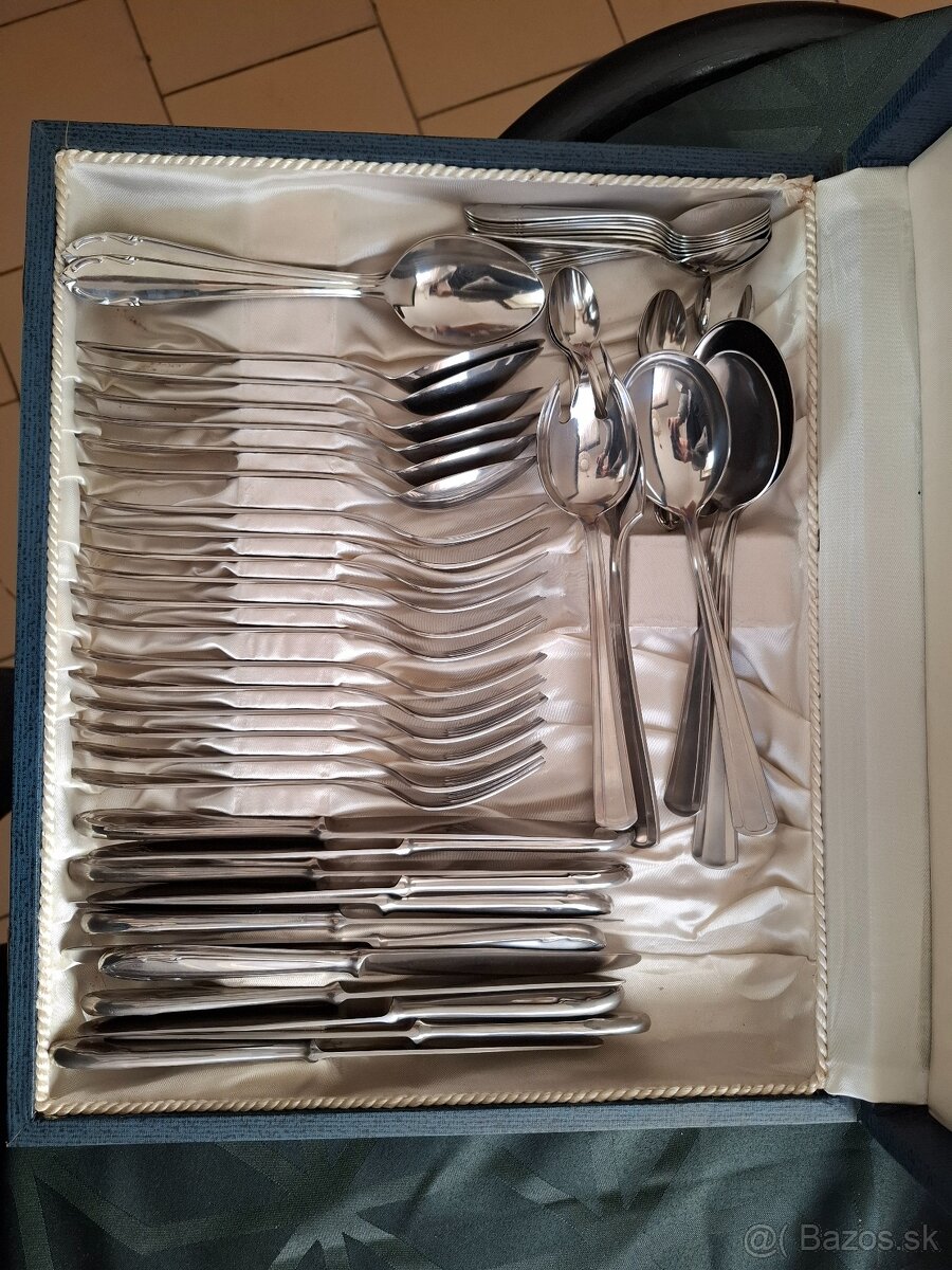 Predam nerezovy pribor Toner