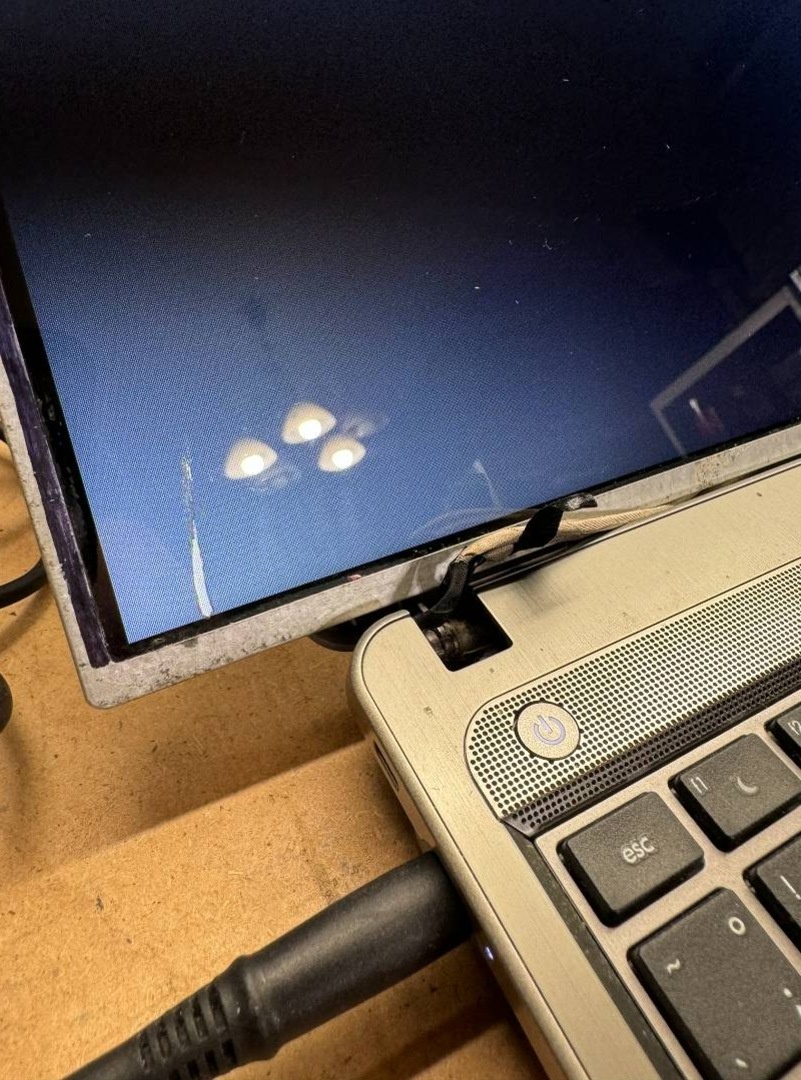 Predám obrazovku do notebooku 15,6" LED display 40pin E