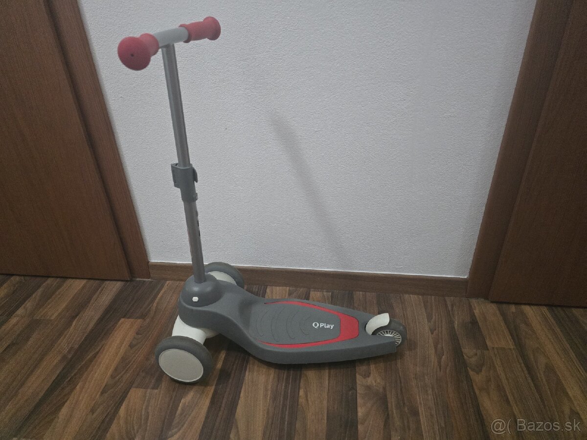 detska kolobežka Qplay
