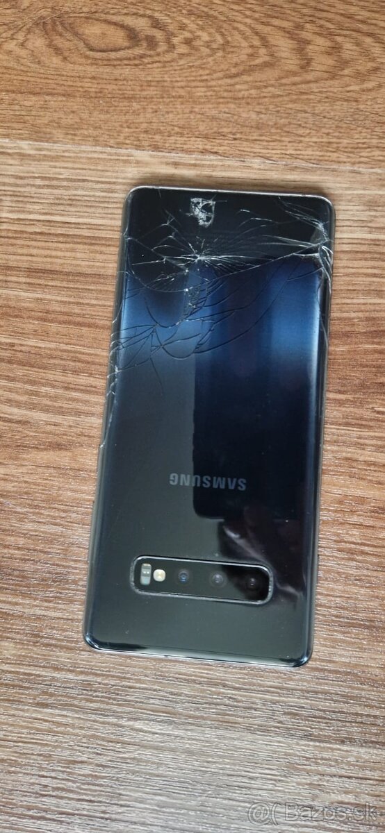 Predám Samsung Galaxy S10+ 128gb na súčiastky