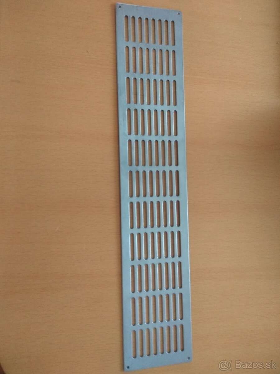 Mřížka dveřní nerezová odvětrávací 465x90mm