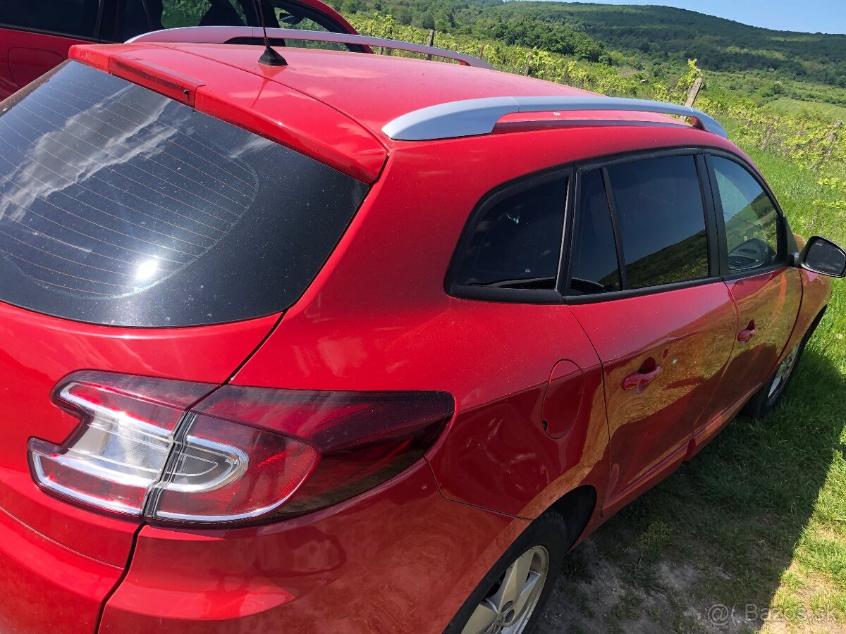 Renault megane grandtour - 2015