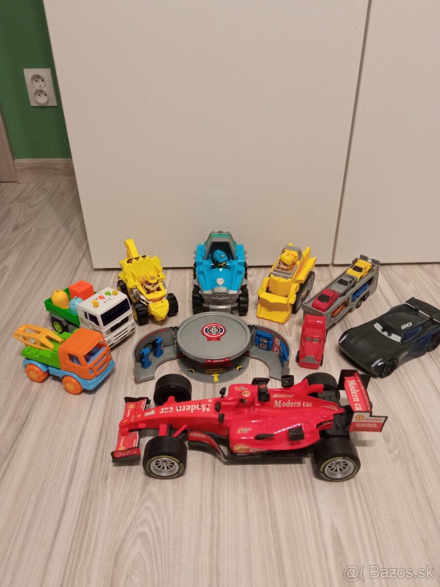 Autička