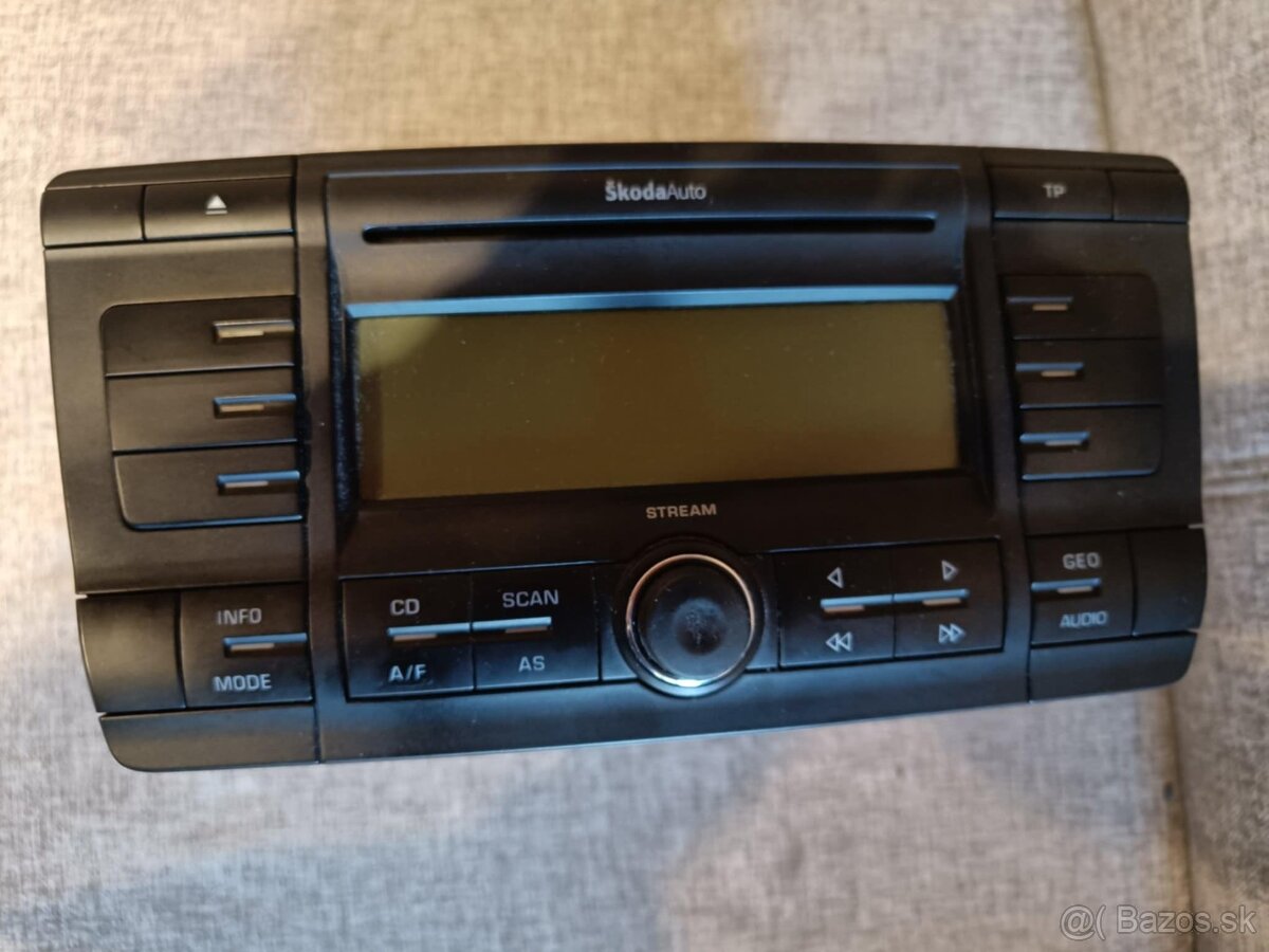 Autoradio STREAM