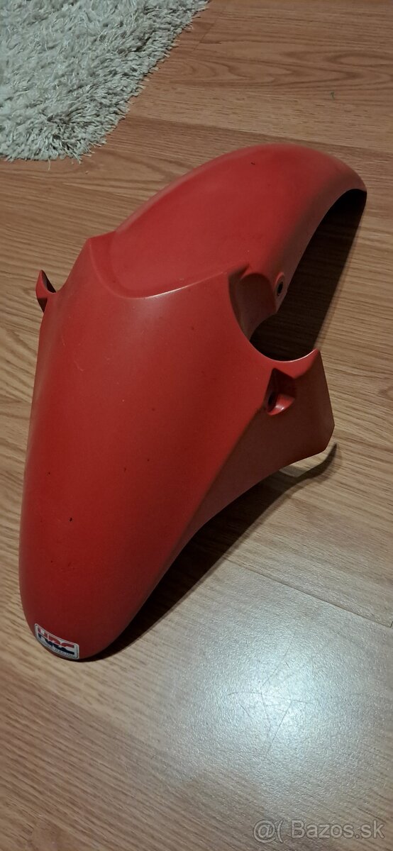 blatník honda cbr 125r 2005