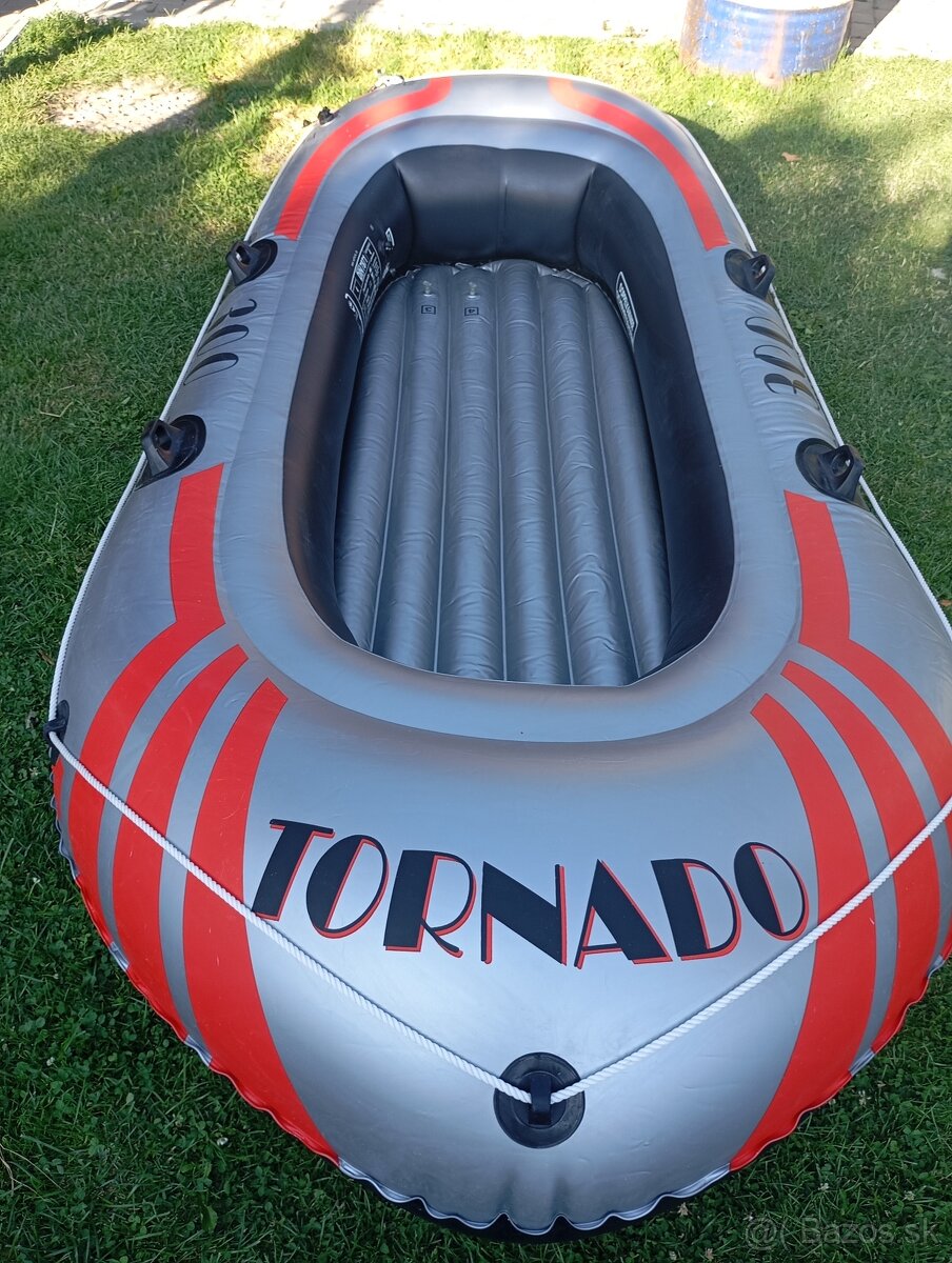 Nafukovací čln Tornado 300 – 4 osoby, ako nový