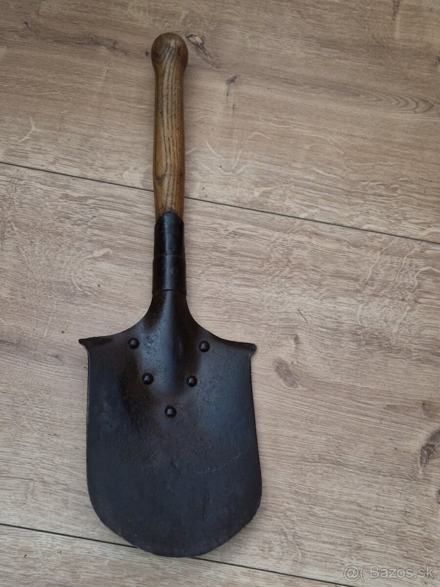 Polna lopatka
