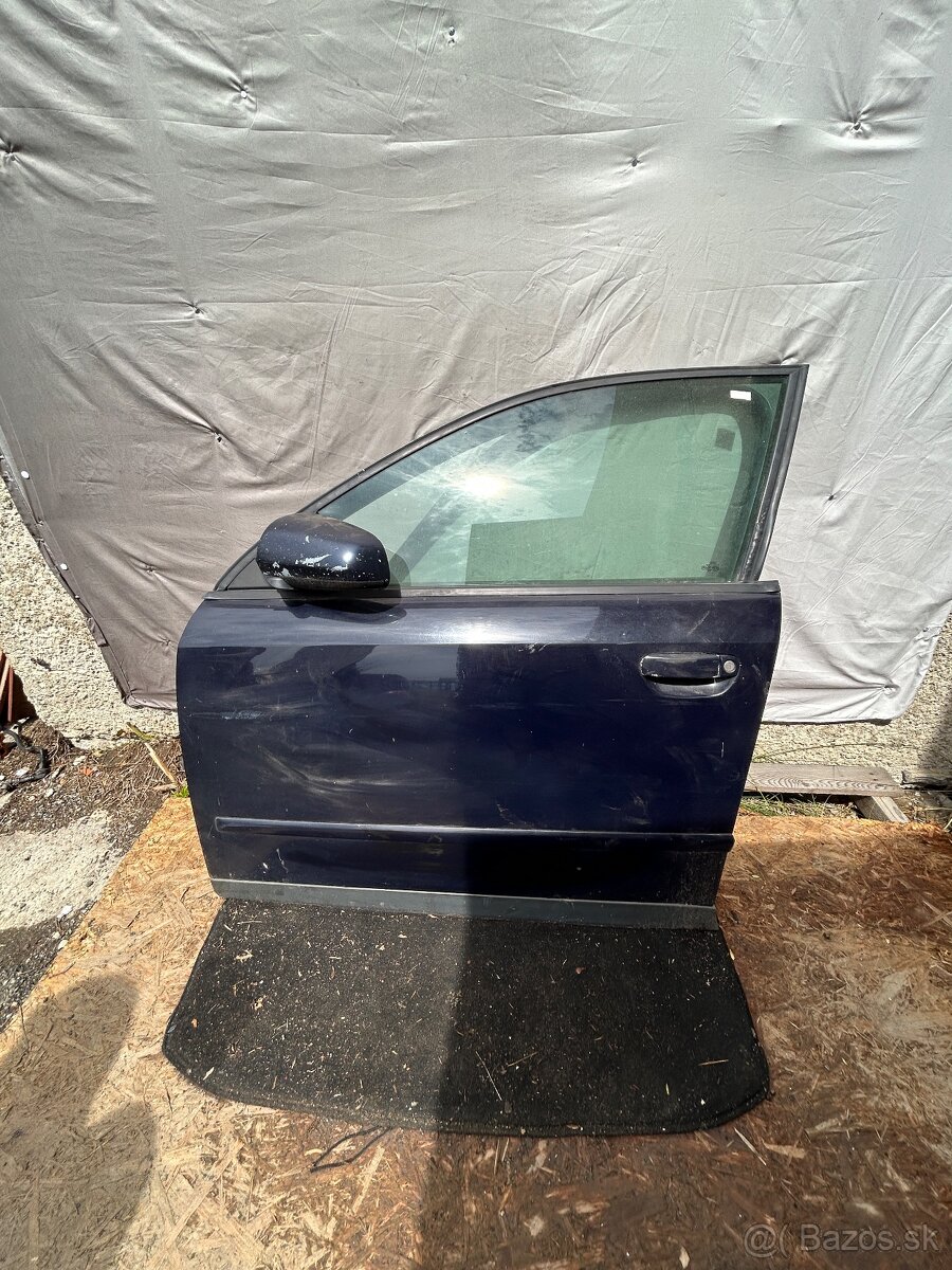 Audi a4 b6 dvere