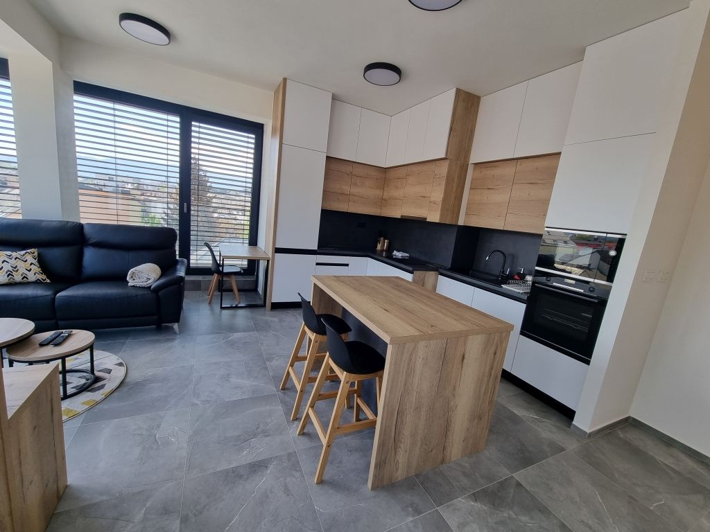 2i byt v centre PIANO RESIDENCE s garážou a klímou