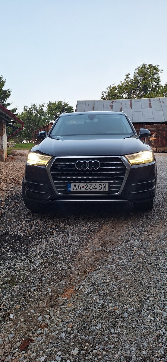 Odstupim leasing na AUDI Q7.