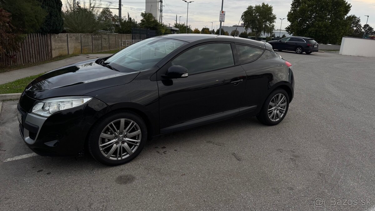 Renault Megane Coupe 1.6 (81 kW) – 2009