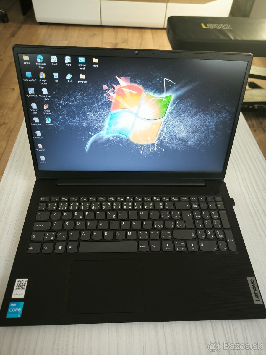 Notebook Lenovo V15 G2 ITL veľmi rýchli 20GB ram