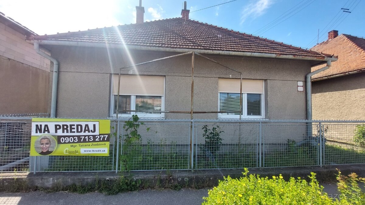 PREDAJ - RODINNÝ DOM - ZLATÉ MORAVCE