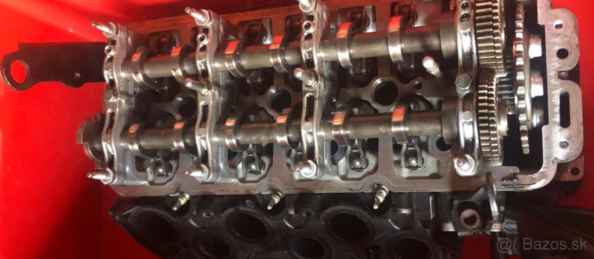 Hlava Valcov Audi 3.0TDI 059103064JR 059103063KM