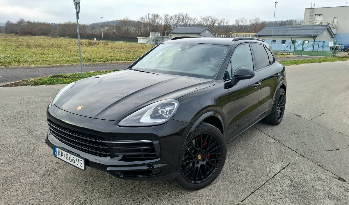 Porsche Cayenne 3.0 V6 • 250 kW • 2019 •