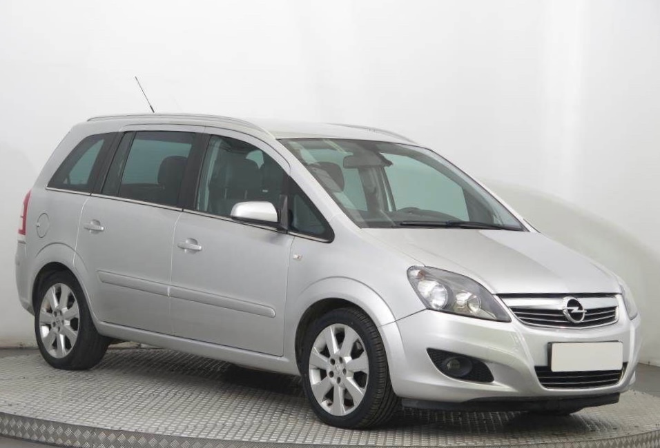 rozpredám: Opel Zafira II 1.9 Cdti, 1.6i Ecotec, 1.7 Cdti 7M