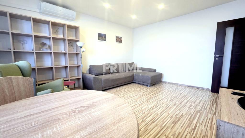 MODERNÝ 2i byt, REKONŠTRUKCIA, KLÍMA, MOZARTOVA ulica, Horsk