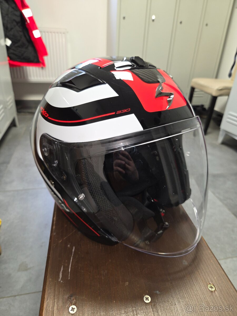 Predám prilbu Scorpion XL(60-61cm)