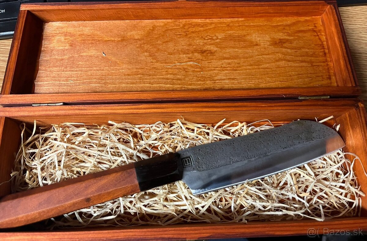 Kuchynský nôž, japonec