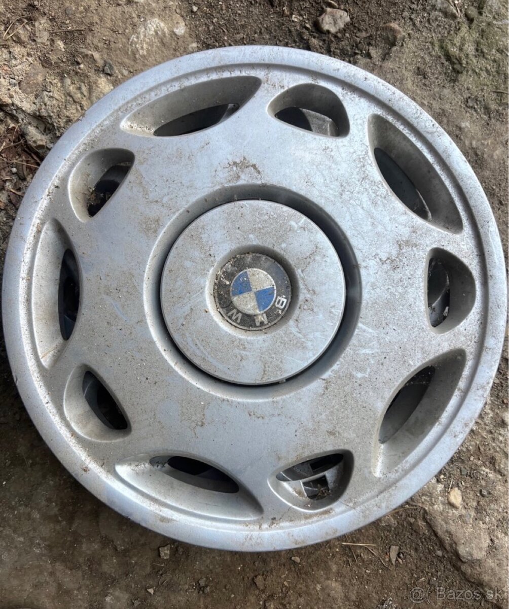 BMW kryt kolesa