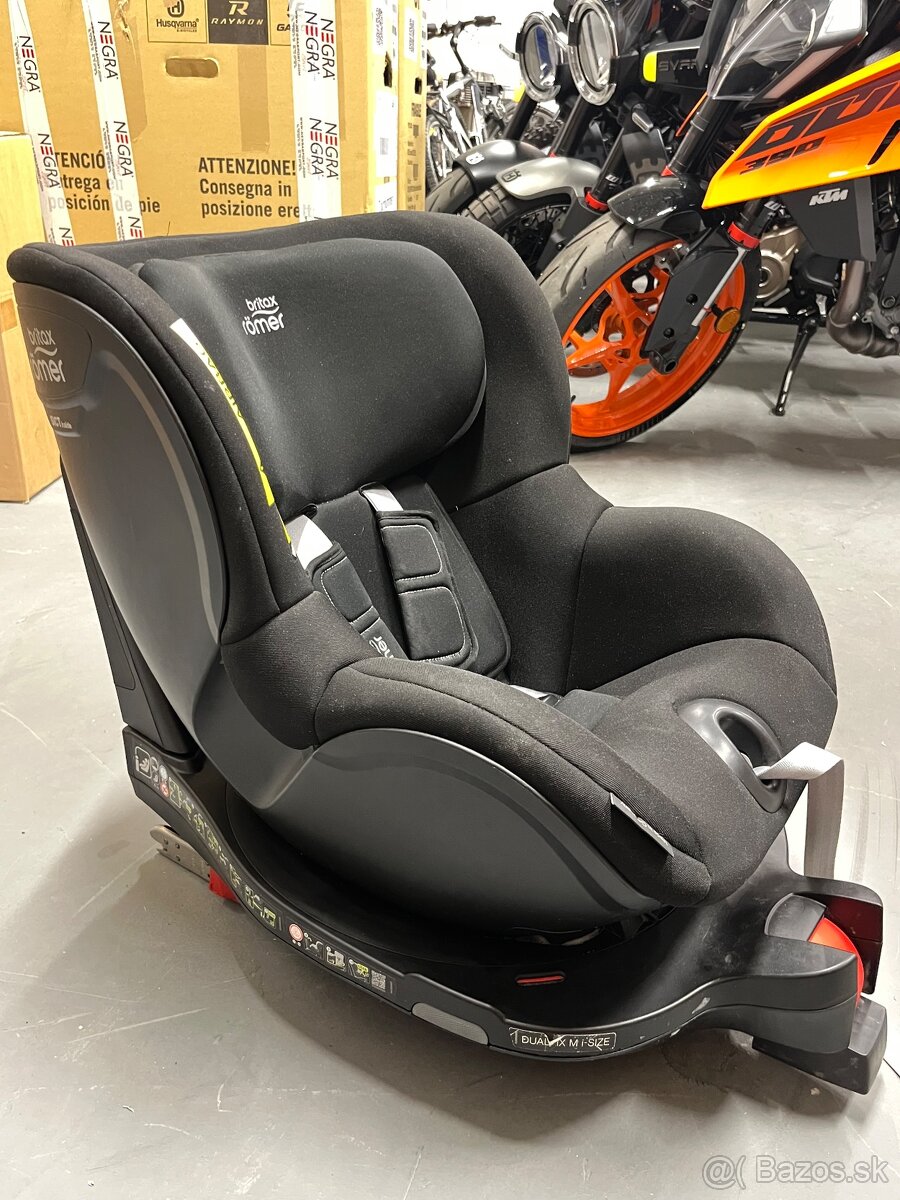 Britax Romer Dualfix M i-size
