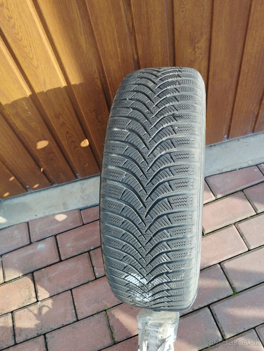 Disky, zimné pneu Toyota Yaris