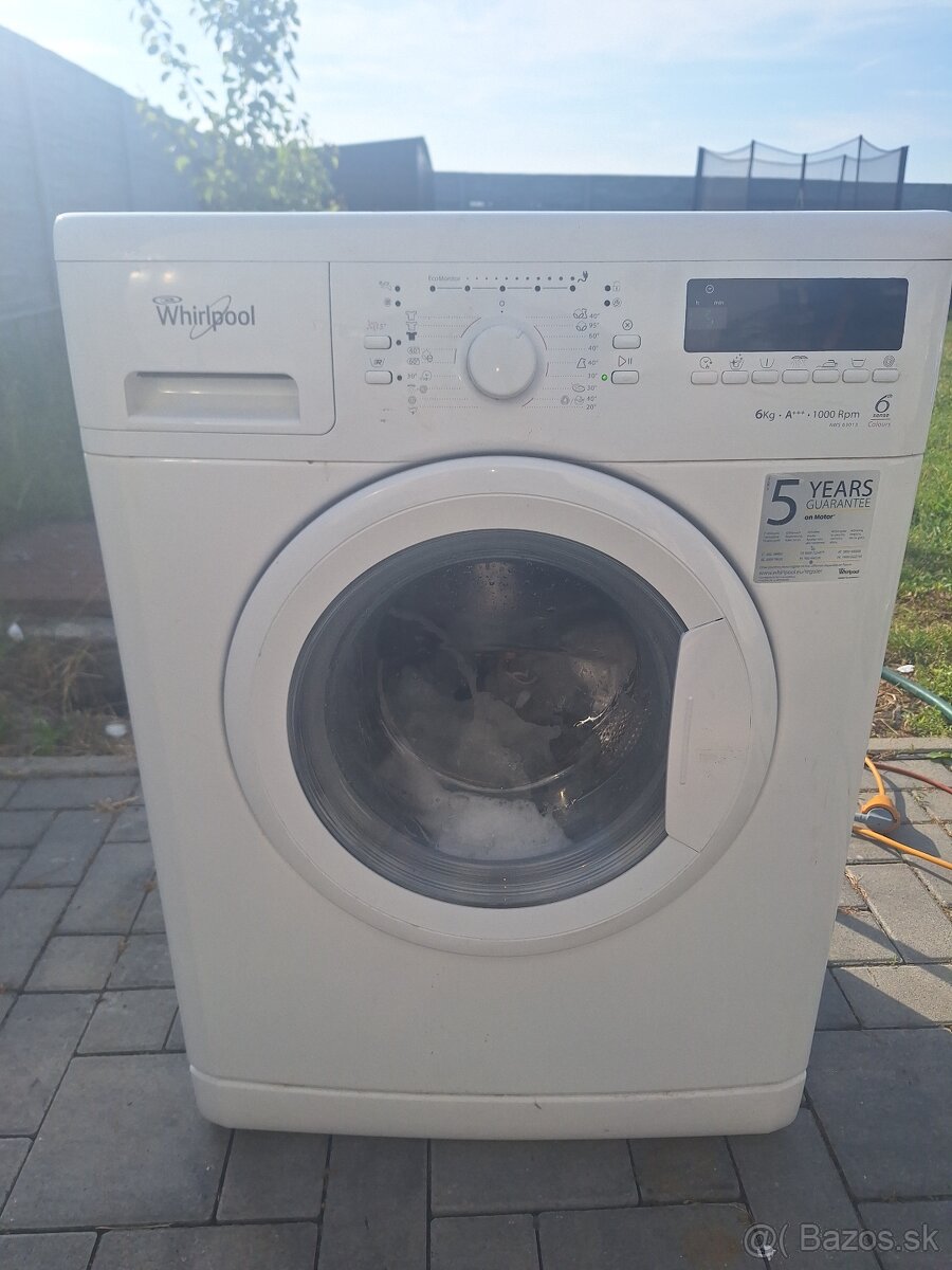 Práčka Whirpool