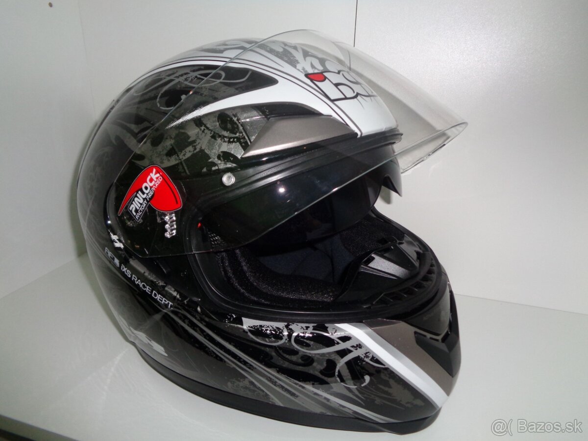 helma IXS