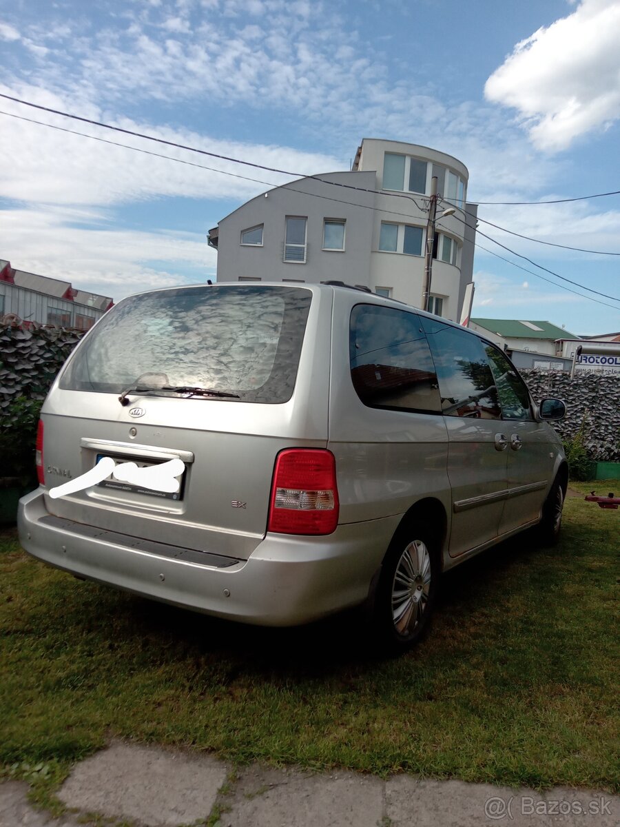 Kia carnival ex