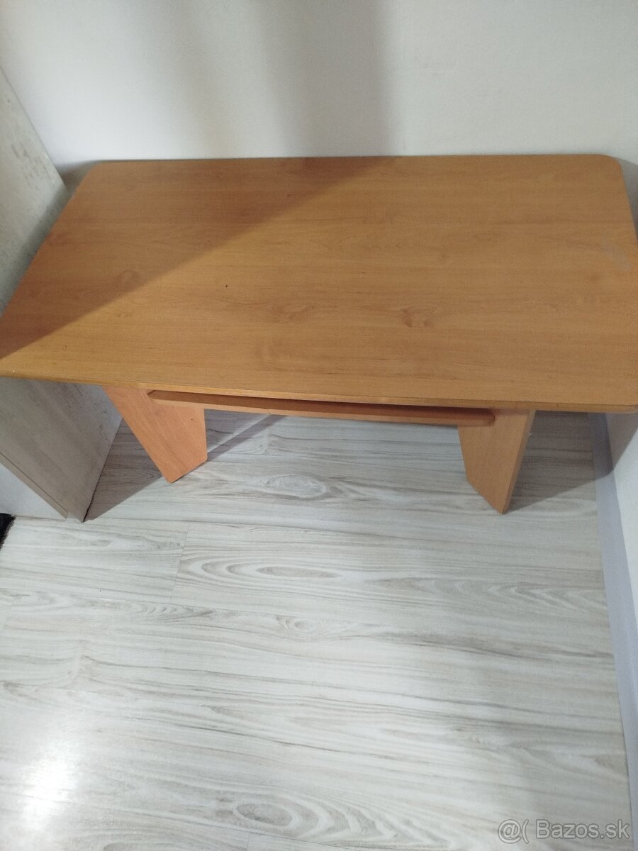 konferenčný stolík,