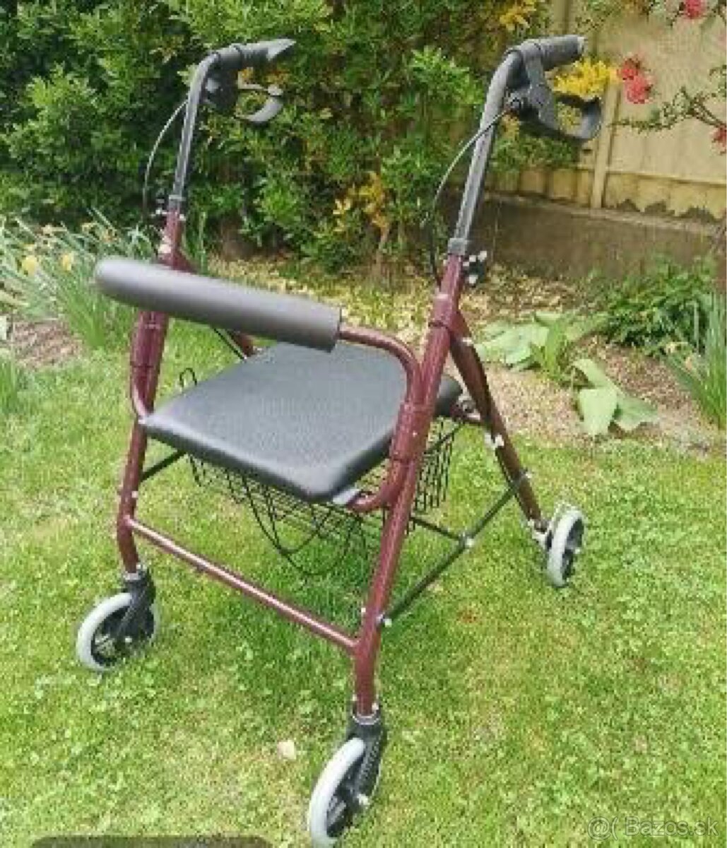 Chodítko/rolátor štvorkolesový