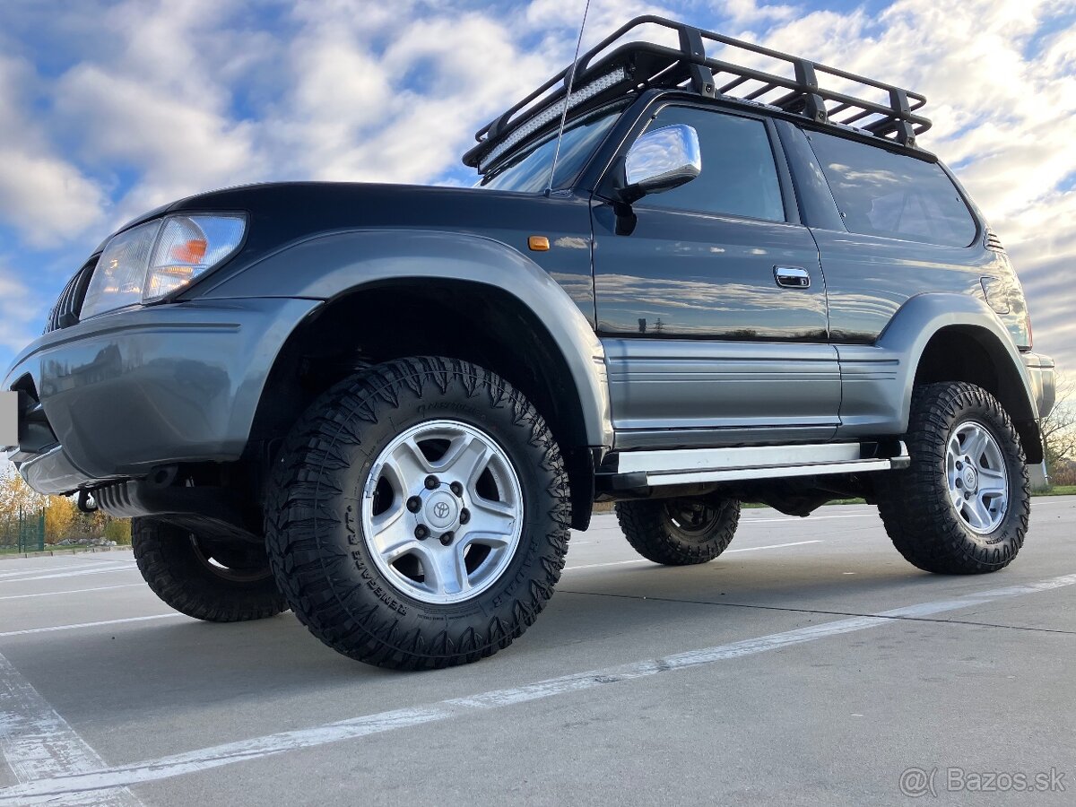 Toyota Land Cruiser J90