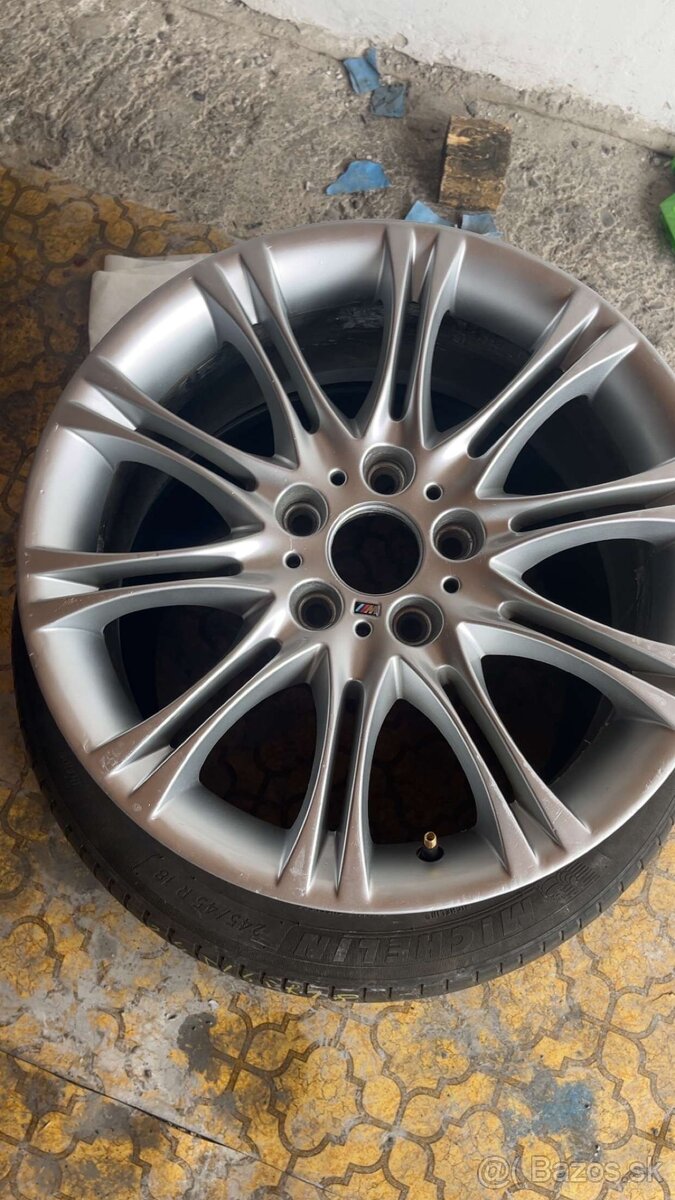 Predám 135M styling 5x120 R18