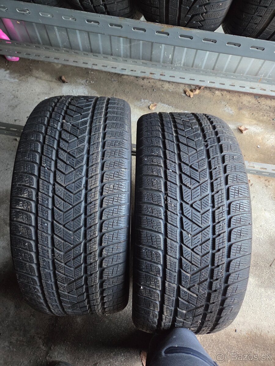 295/45r20