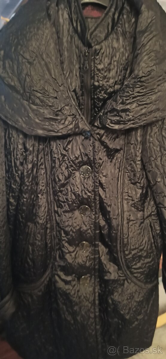 Čierna dámska bunda