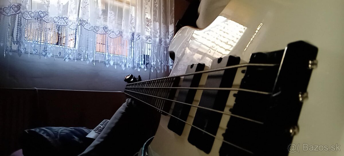 bass gitara jackson js 2