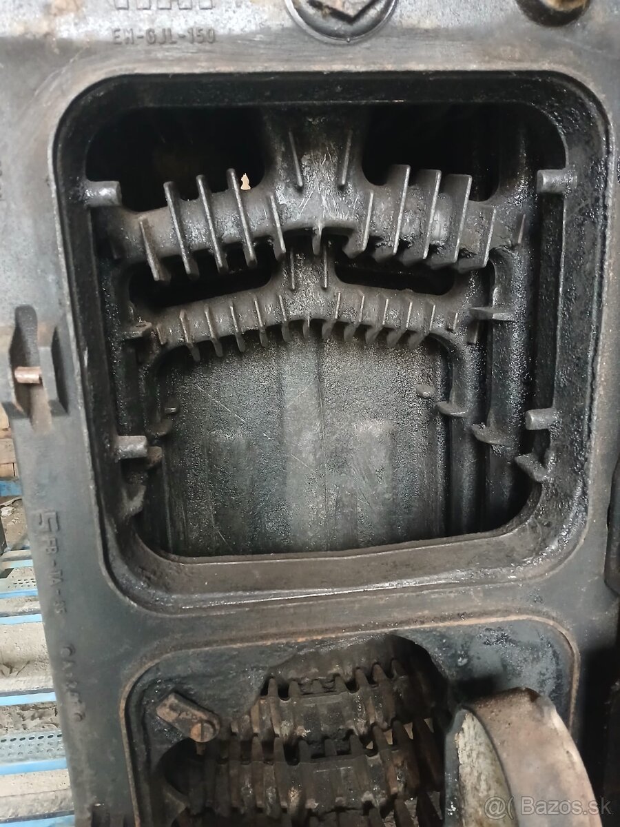 Liatinový kotol DAKON