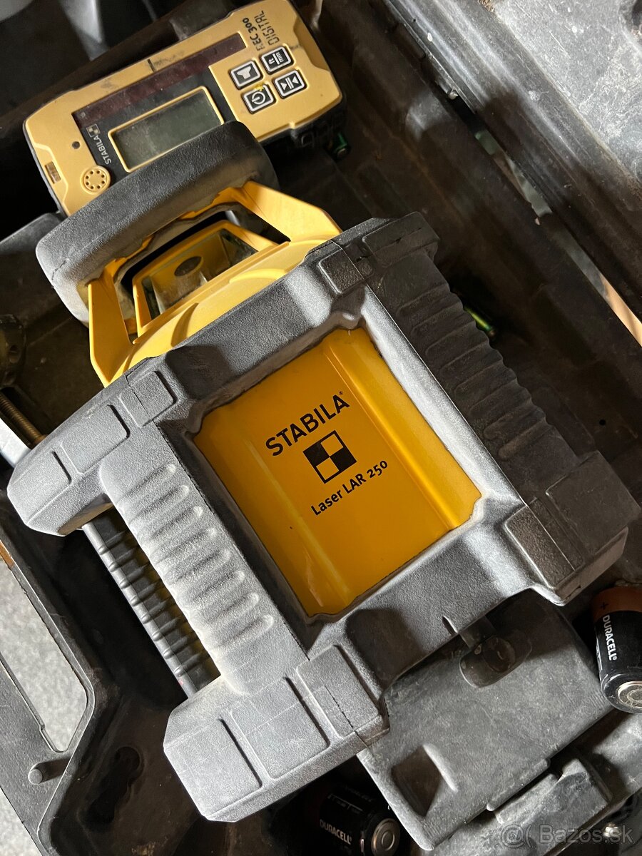 Nivelak Rotačný laser STABILA Laser LAR 250