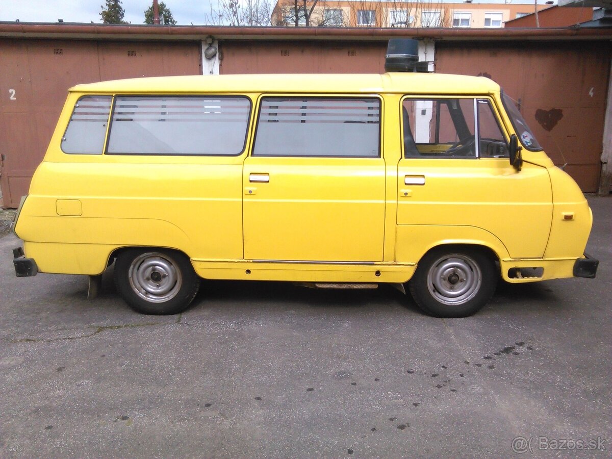 SKODA 1203 SANITKA
