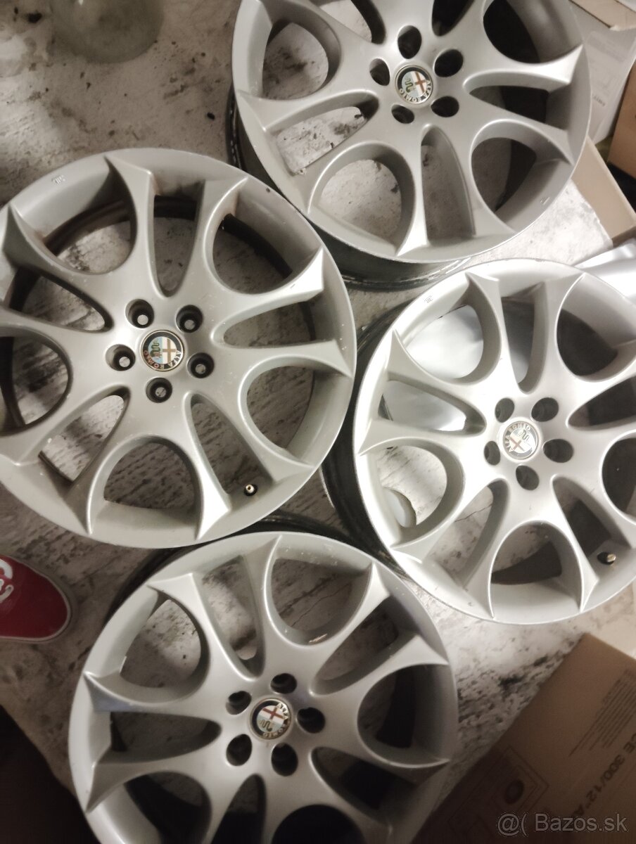 Alfa Romeo Alu disky 5x98 "17