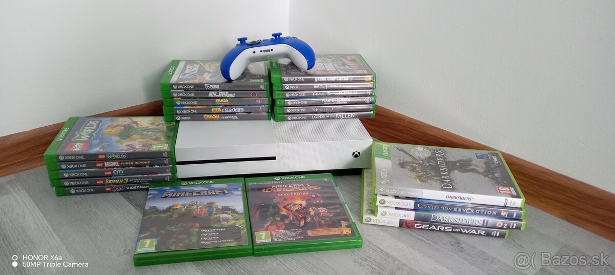 Xbox One S + 22 hier + nový ovládač – výborný stav