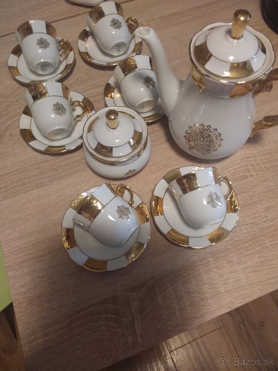 Porcelánová suprava